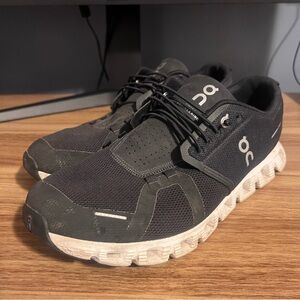 On Cloud 5 Black
